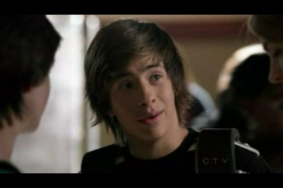 Jimmy Bennett - no ordinary family 1x11