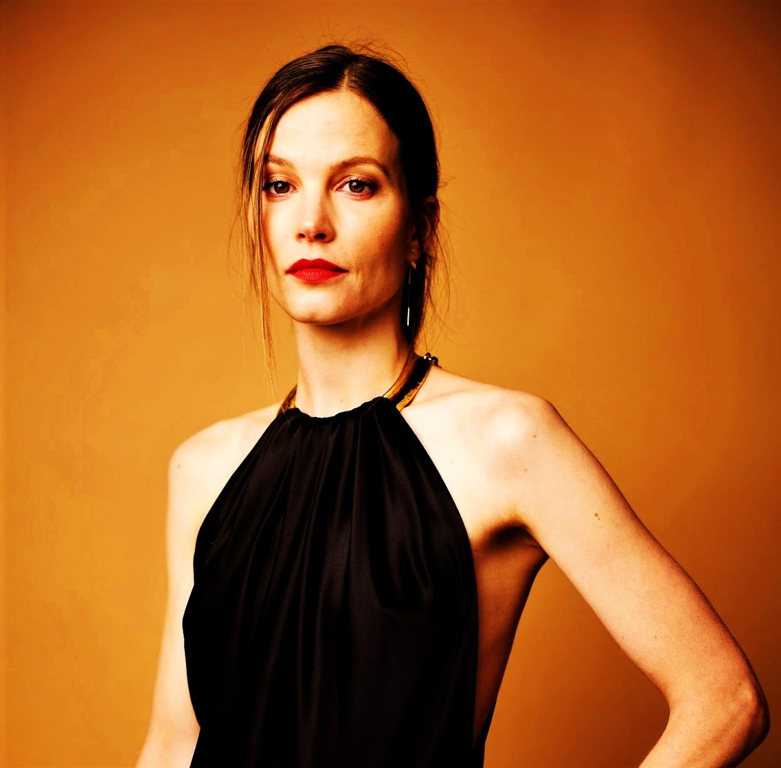Sylvia Hoeks Sylvia Hoeks