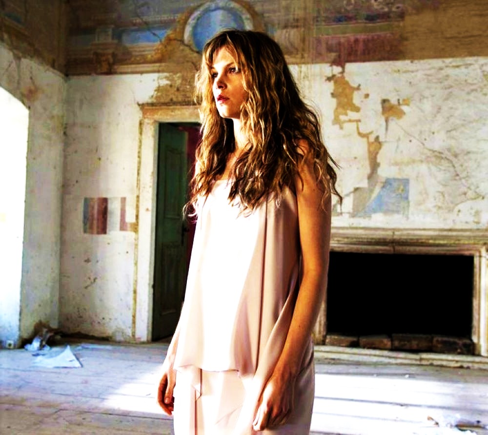 Sylvia Hoeks Sylvia Hoeks