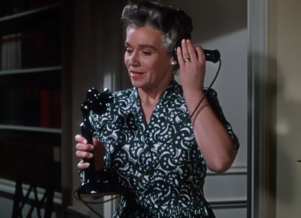 Jeanette Nolan