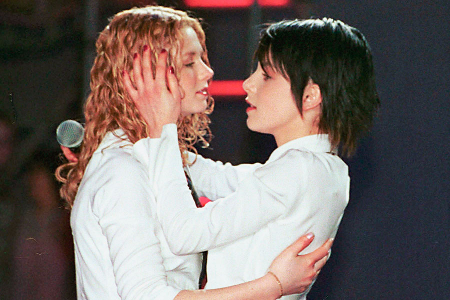 t.A.T.u.