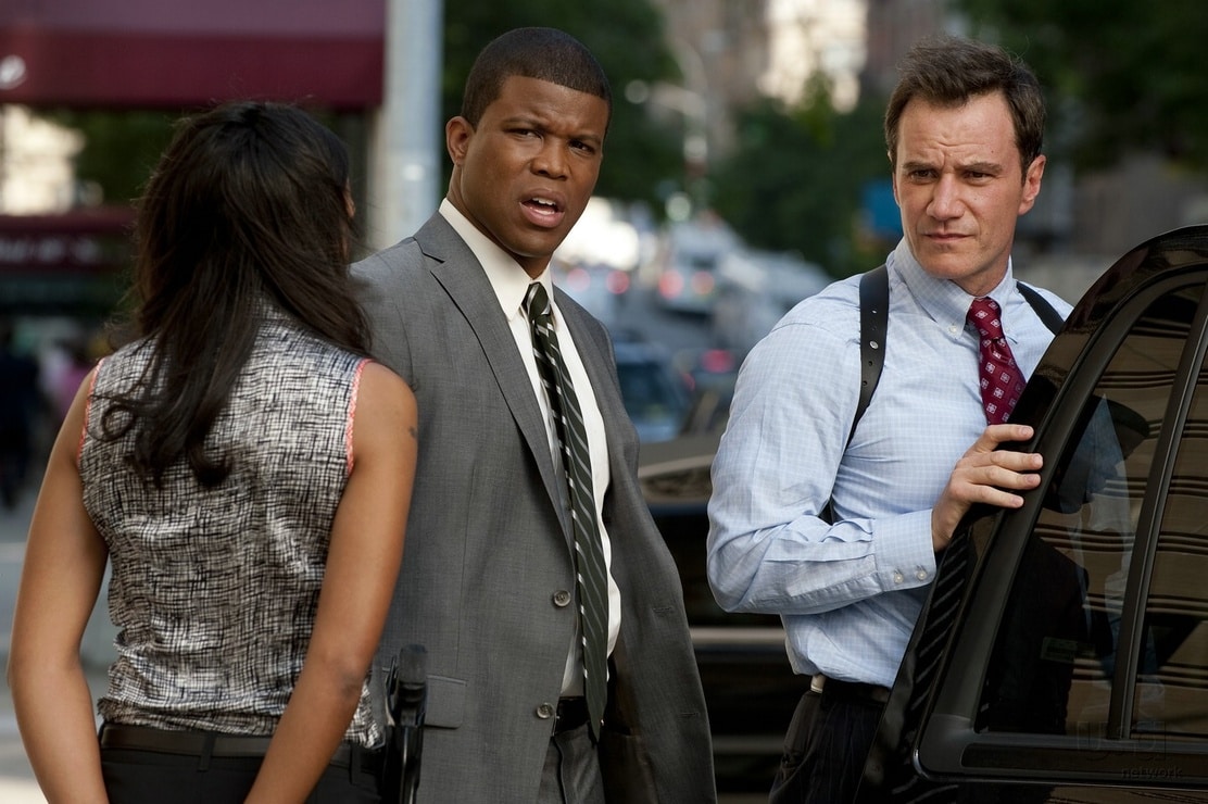 Image of White Collar