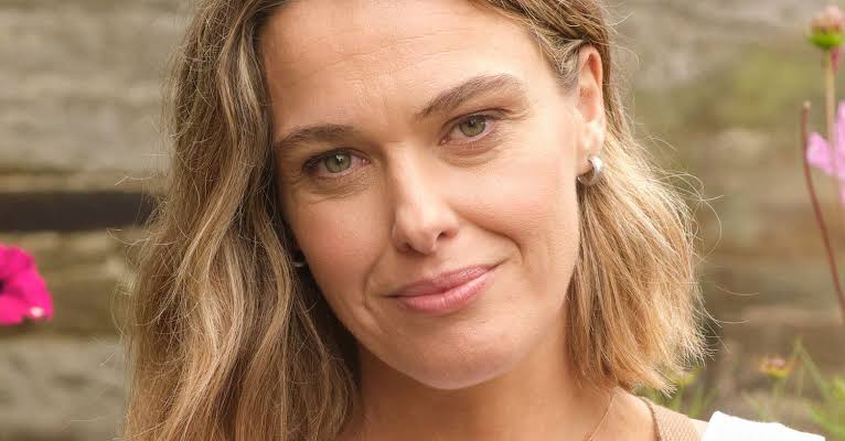 Sally Bretton