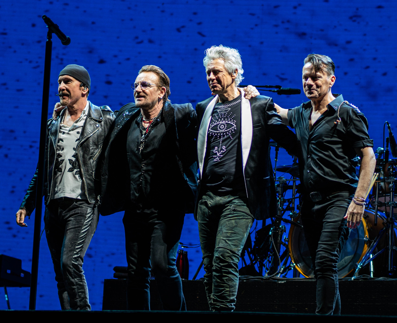 U2