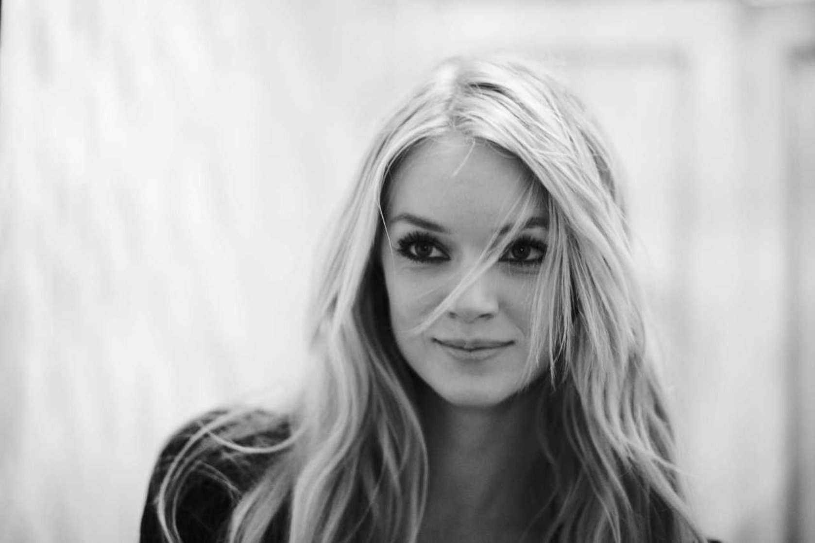 Lindsay Ellingson Lindsay Ellingson