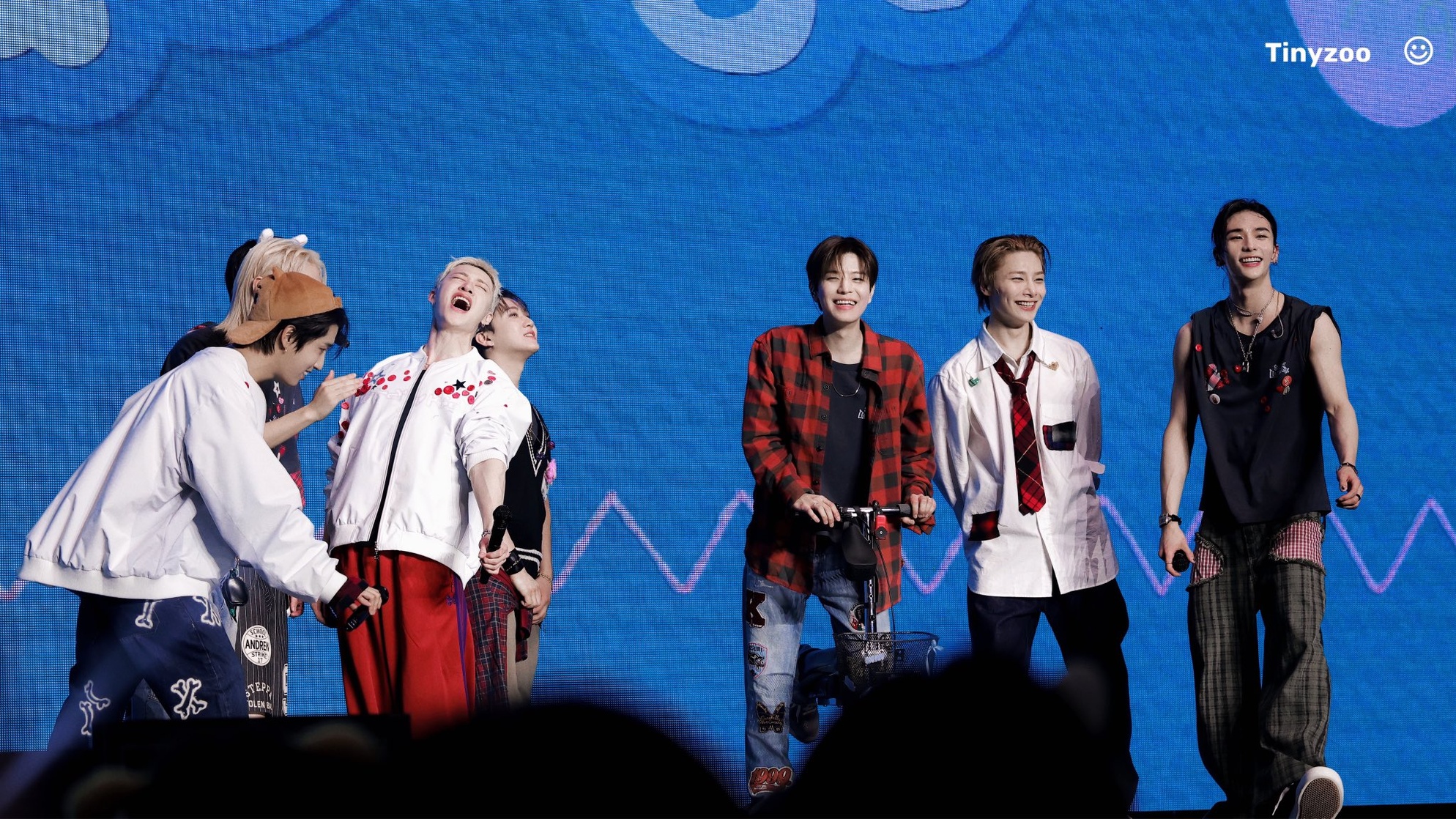 Stray Kids