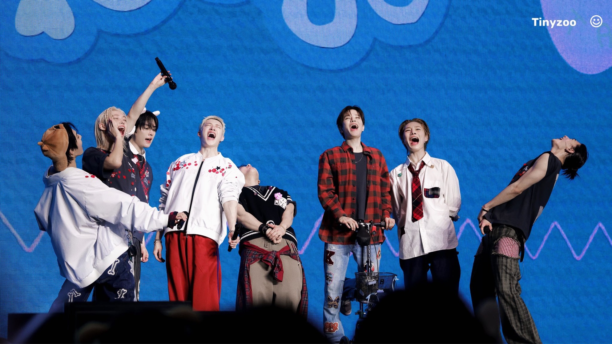 Stray Kids