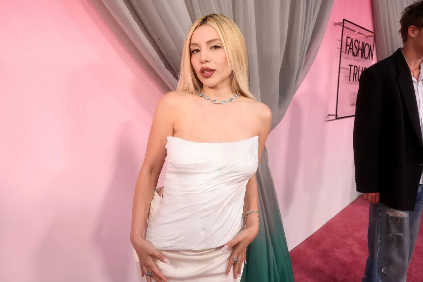 Ava Max
