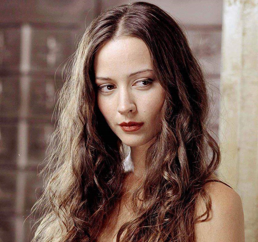 Amy Acker