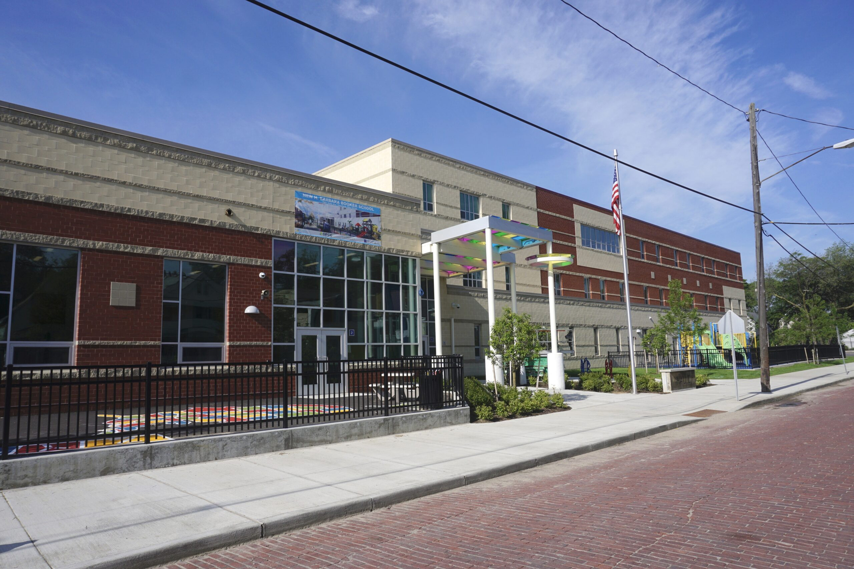 Halle School