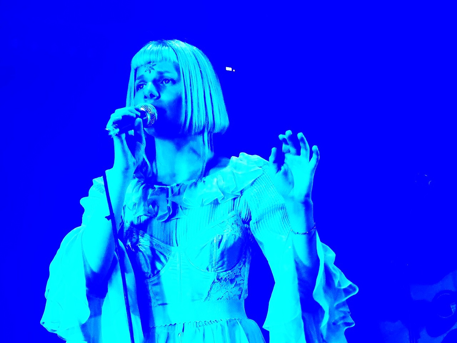 Aurora (singer)