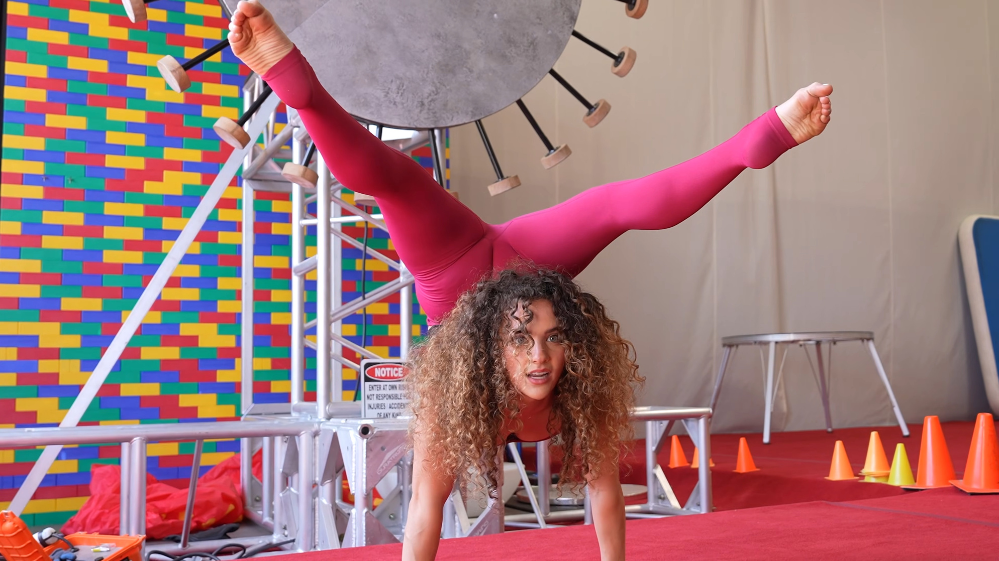 Sofie Dossi