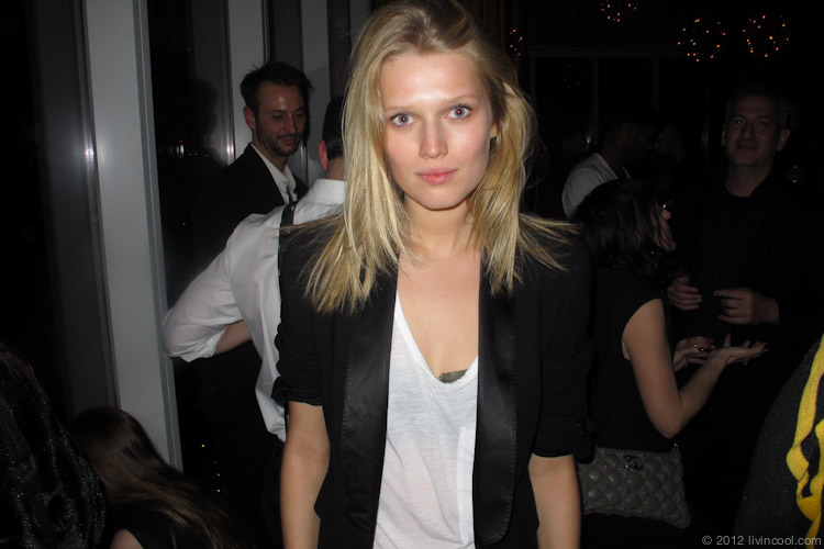Toni Garrn Toni Garrn