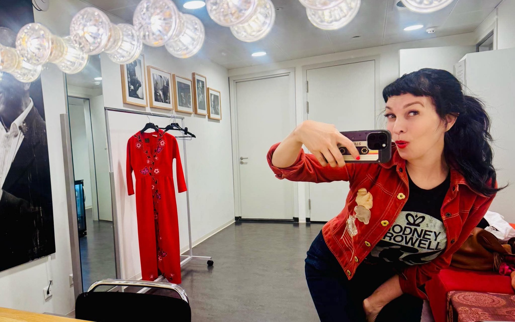 Grey DeLisle
