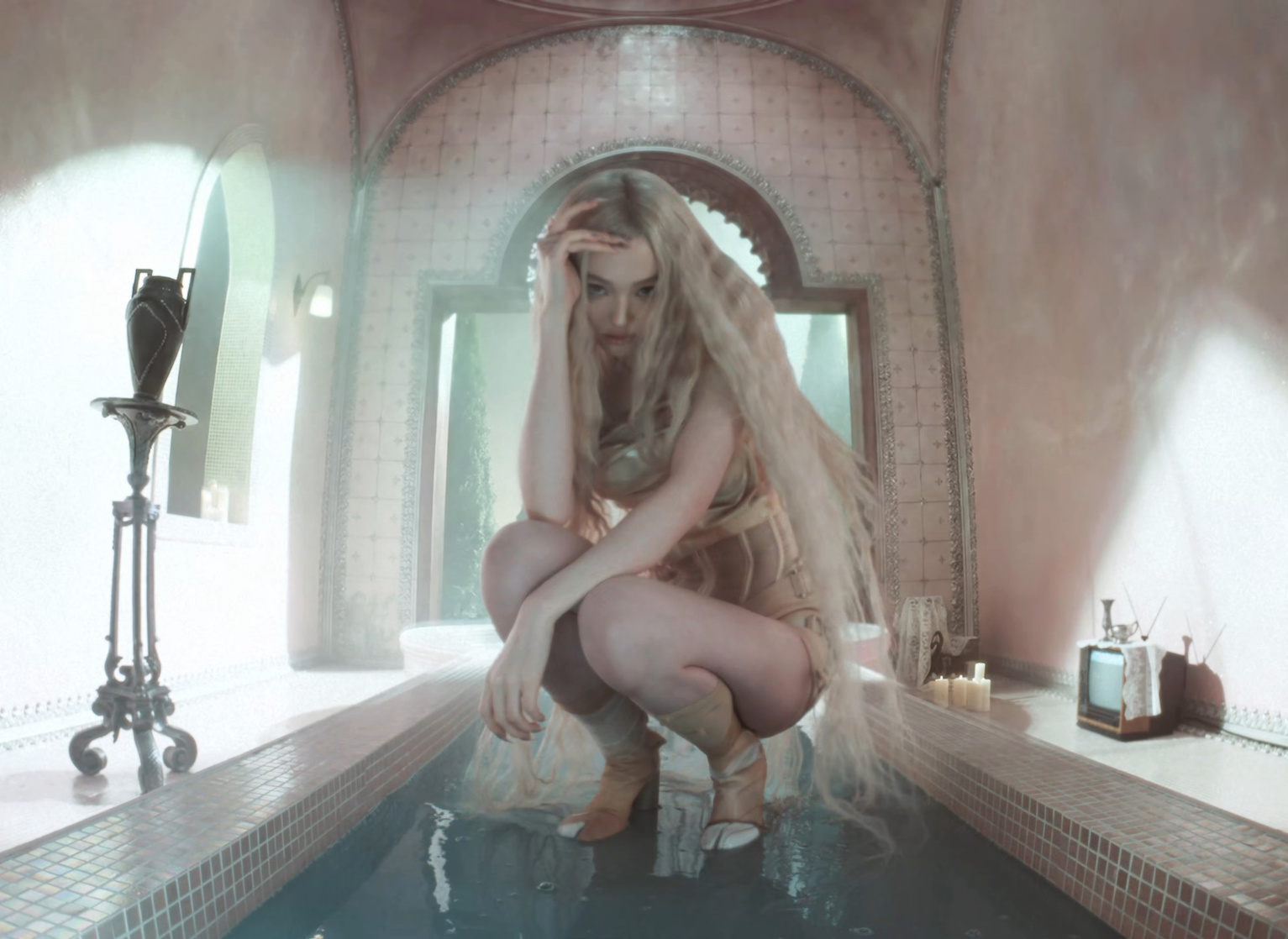 Ella Gross