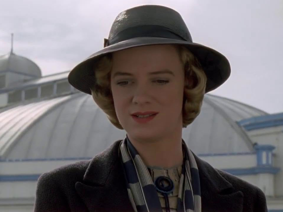 Hermione Norris
