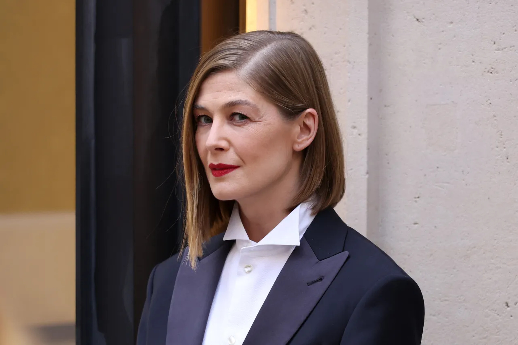 Rosamund Pike