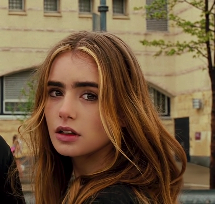 Lily Collins Lily Collins