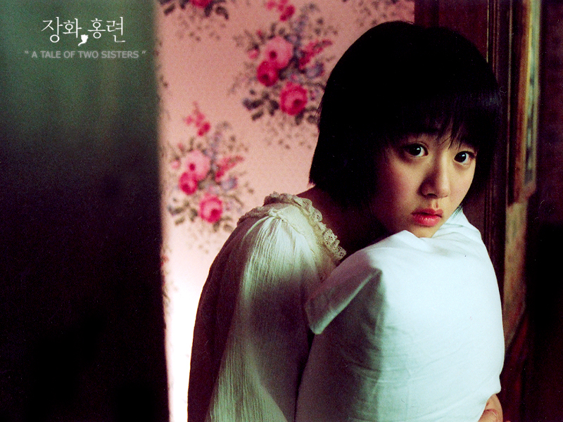 A Tale of Two Sisters (2003)