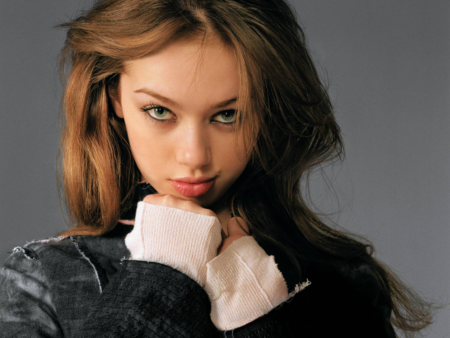 Skye Sweetnam Skye Sweetnam