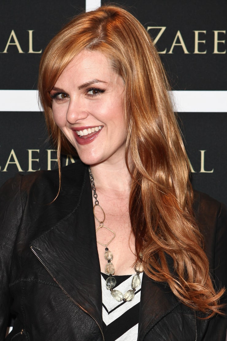 Next photo of Sara Rue