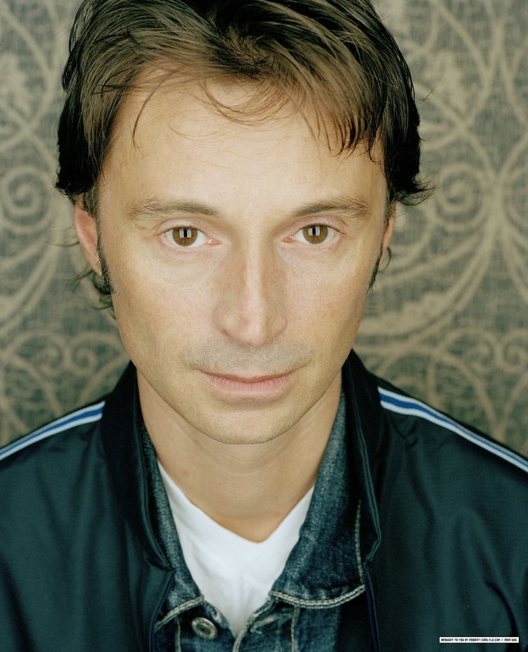 Robert Carlyle barber