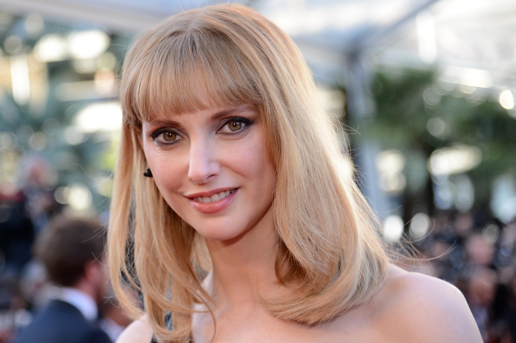 Frédérique Bel Frédérique Bel