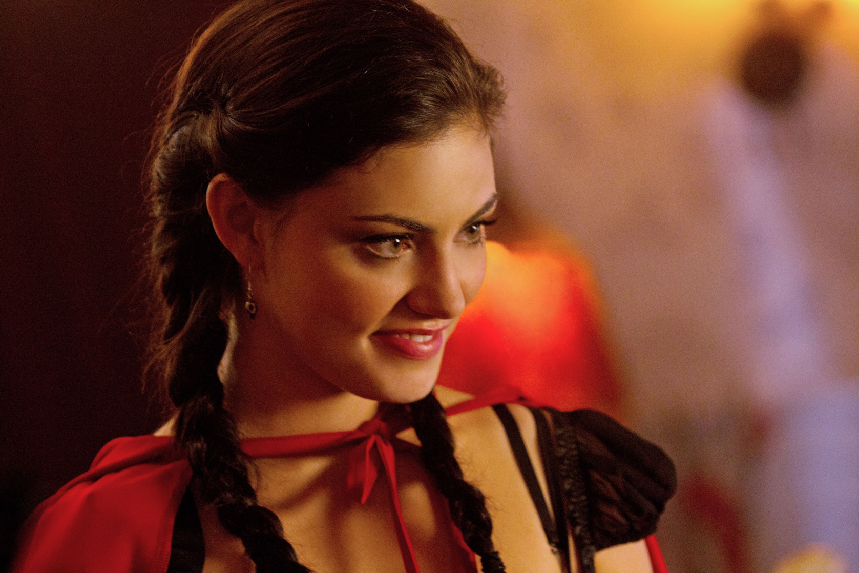 Phoebe Tonkin Phoebe Tonkin