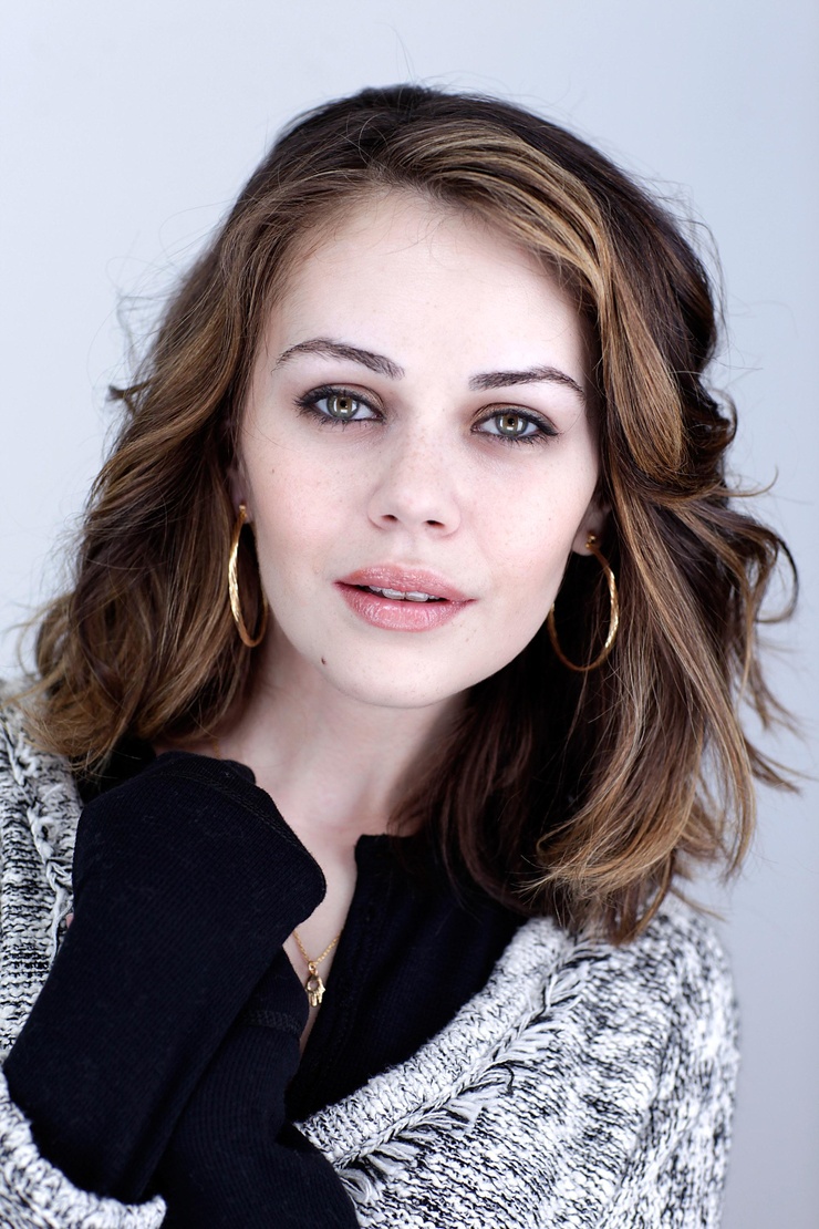 Picture of Alexis Dziena