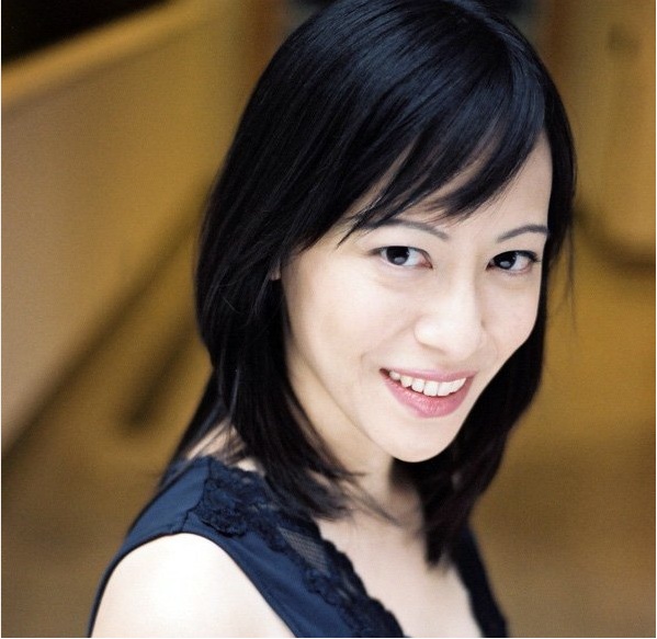 Picture Of Yvette Lu 740full Yvette Lu 