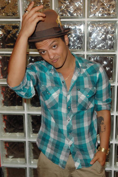 Picture of Bruno Mars.