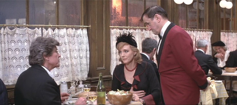 Victor/Victoria (1982)