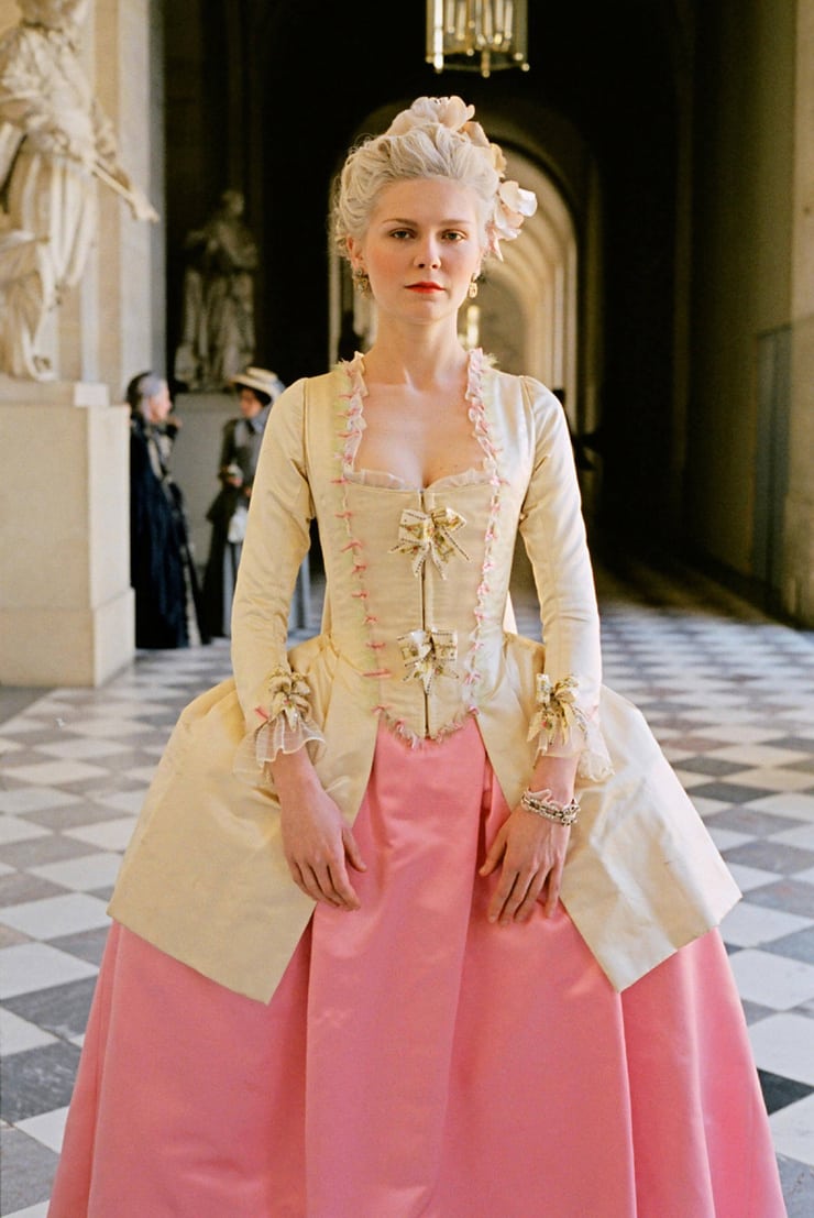  Picture  of Marie  Antoinette