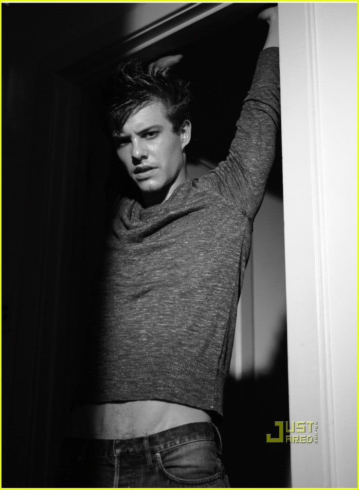 Xavier Samuel gif adore