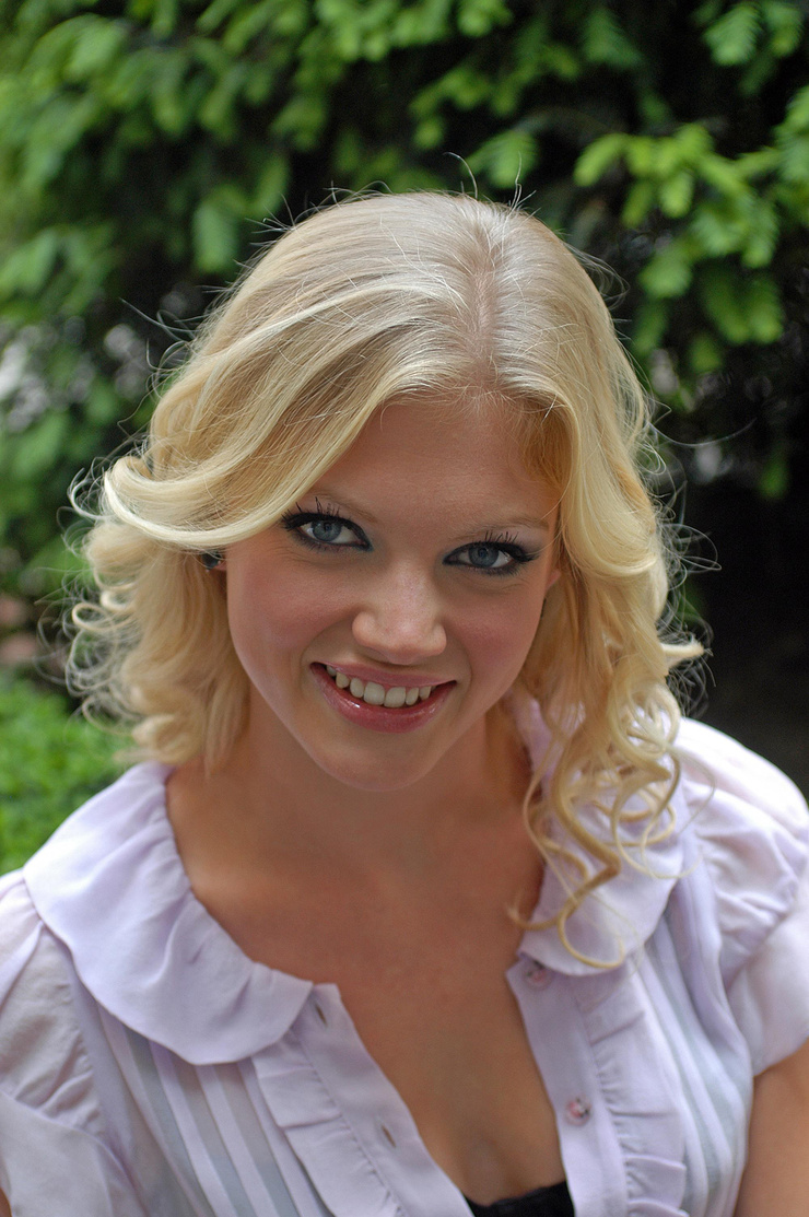 Picture of Cariba Heine