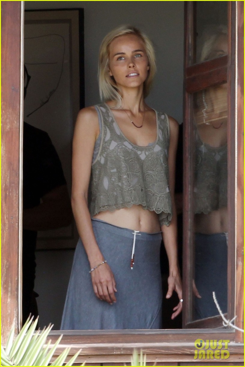 Isabel Lucas picture