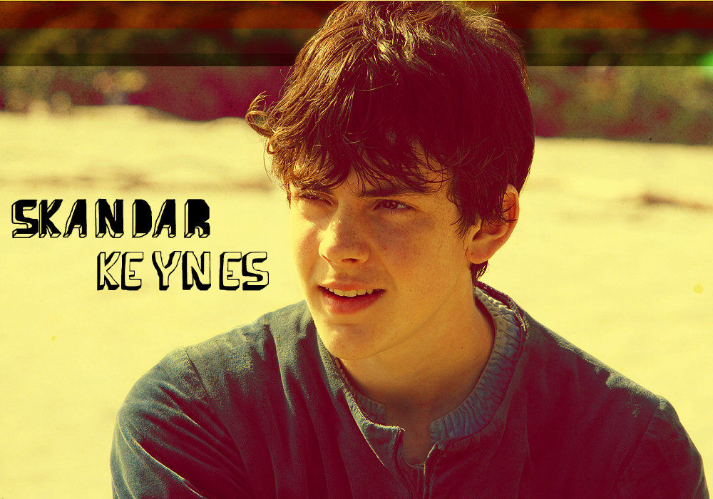 Skandar Keynes