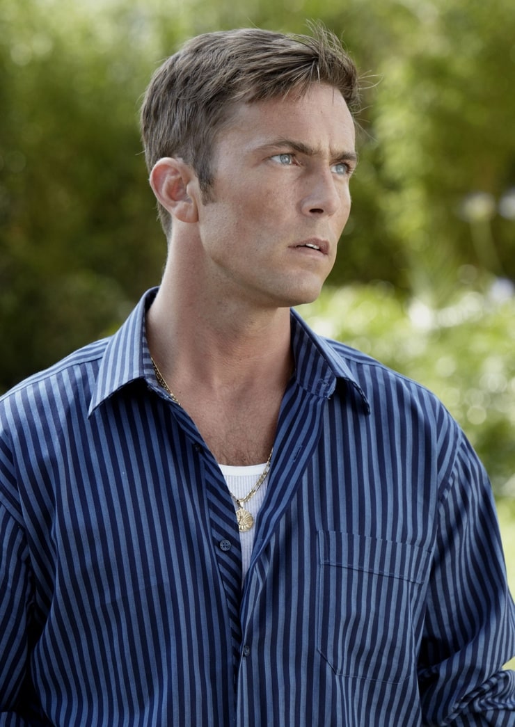 Desmond Harrington ekşi