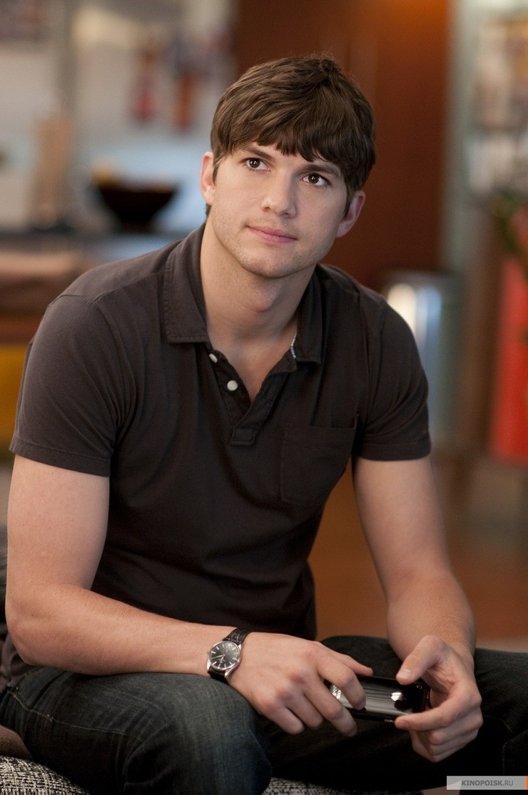 Ashton Kutcher image