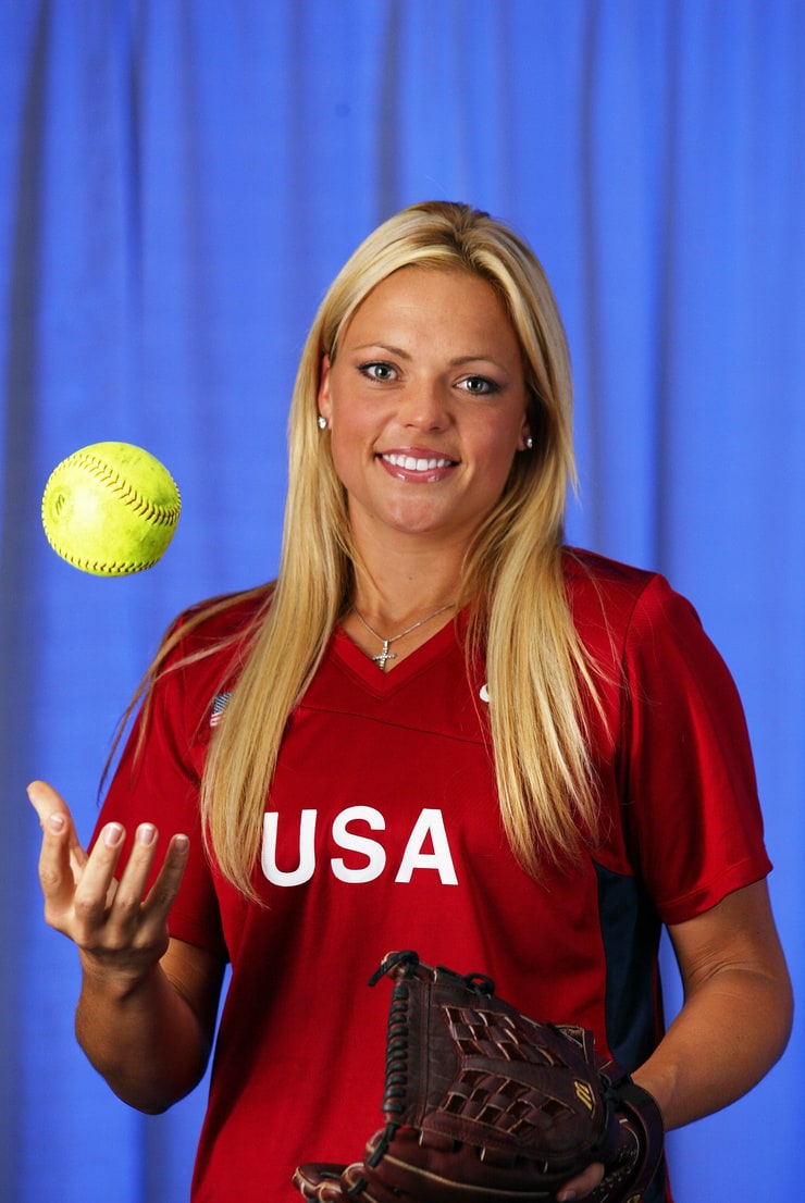 Picture of Jennie Finch.