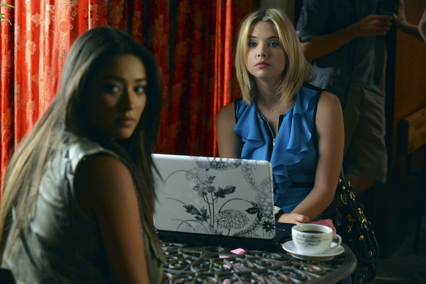 Pretty Little Liars