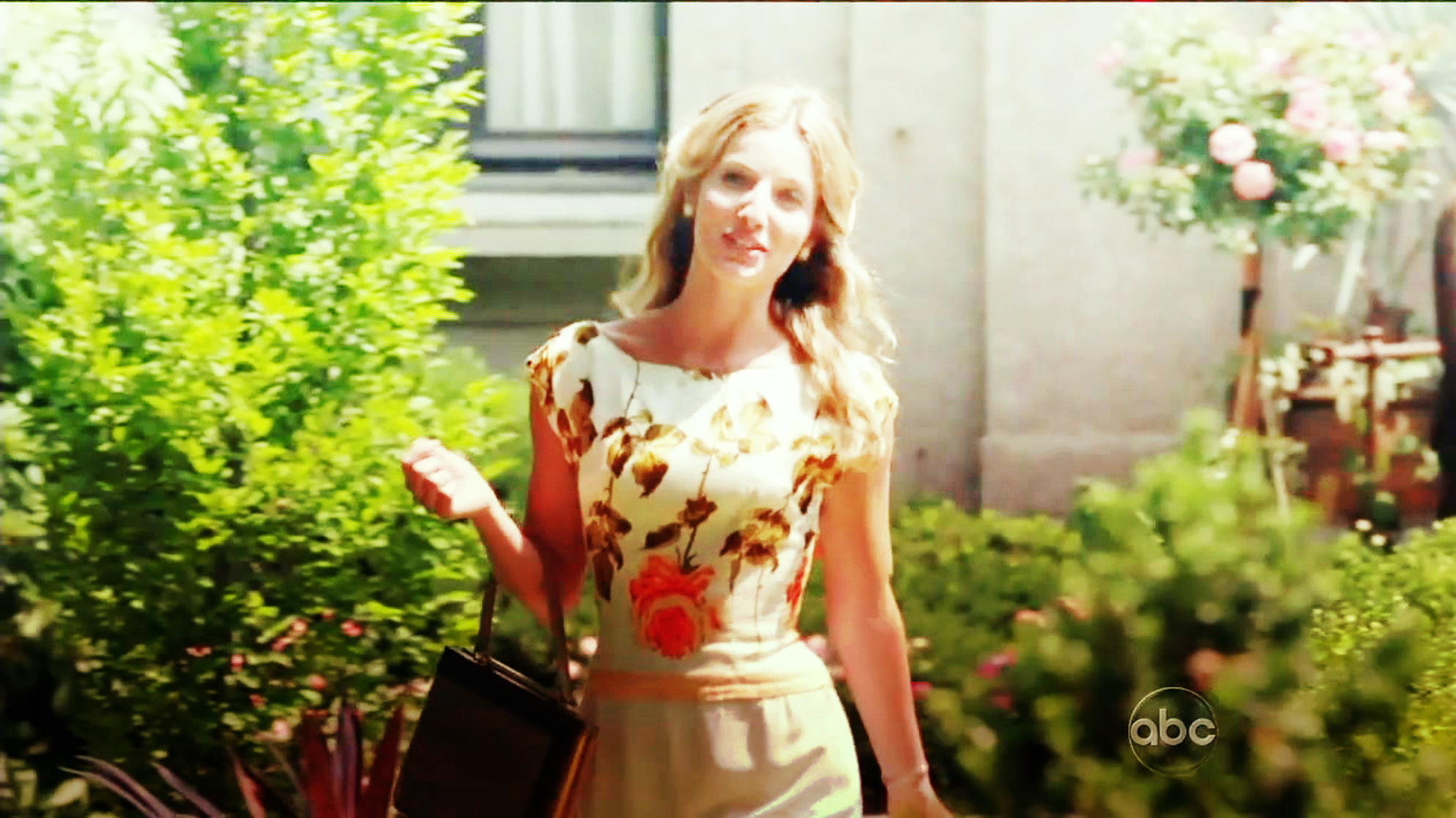 Annabelle Wallis