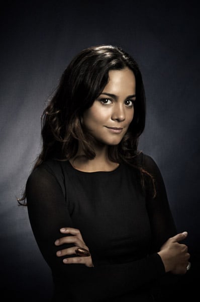 Alice Braga picture