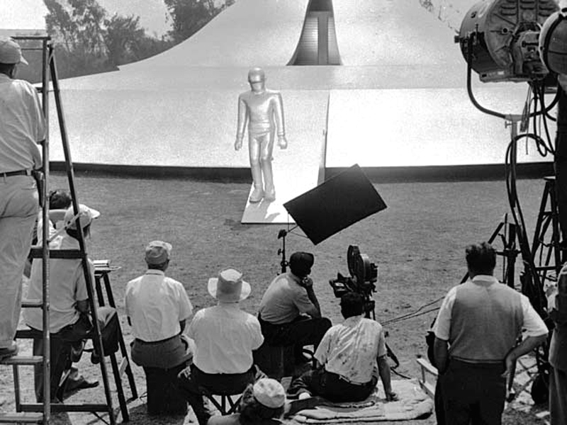 The Day the Earth Stood Still The Day the Earth Stood Still