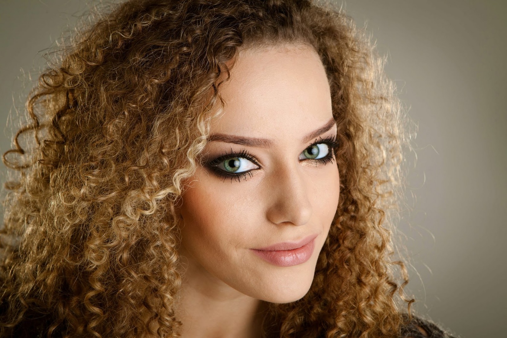 Alexia Talavutis Alexia Talavutis