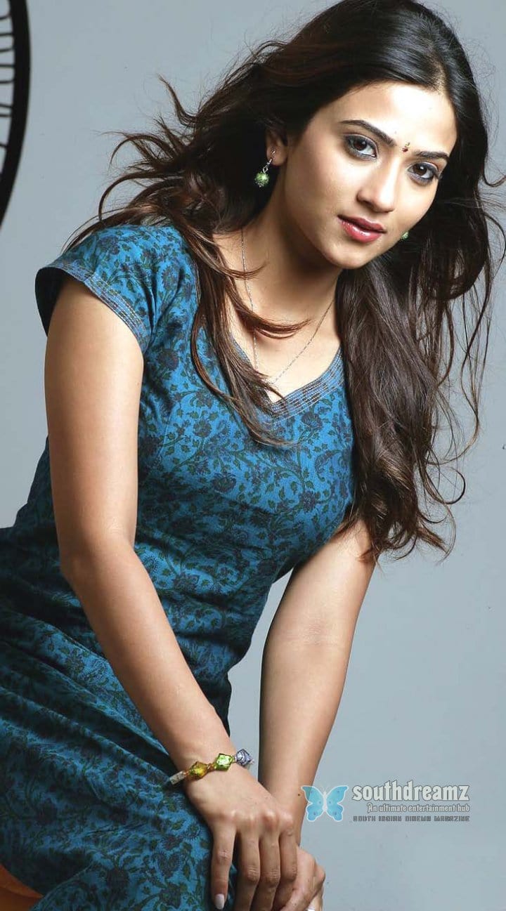 Anushika Sharma Images