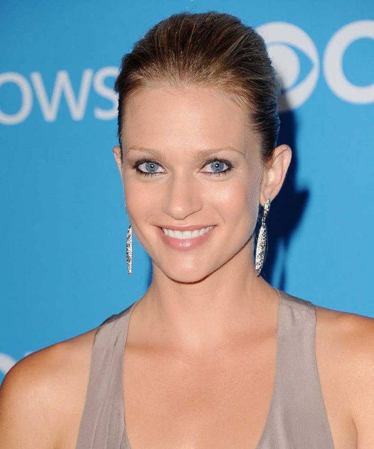 Picture Of Aj Cook 1485