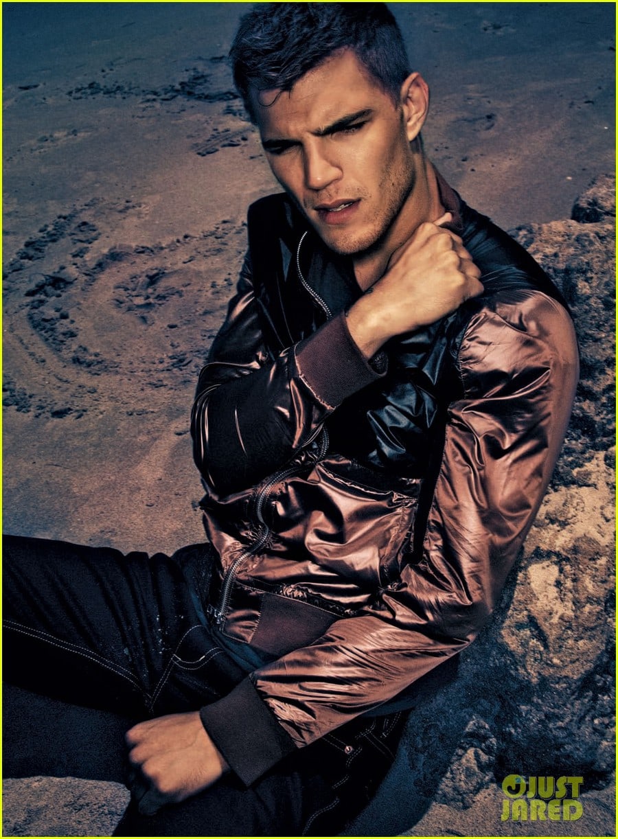 picture-of-chris-zylka