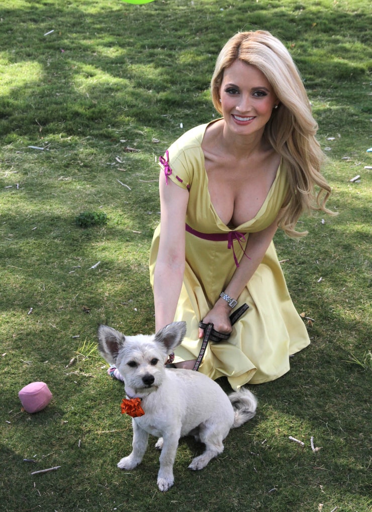 Picture of Holly Madison.