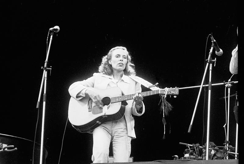 Joni Mitchell